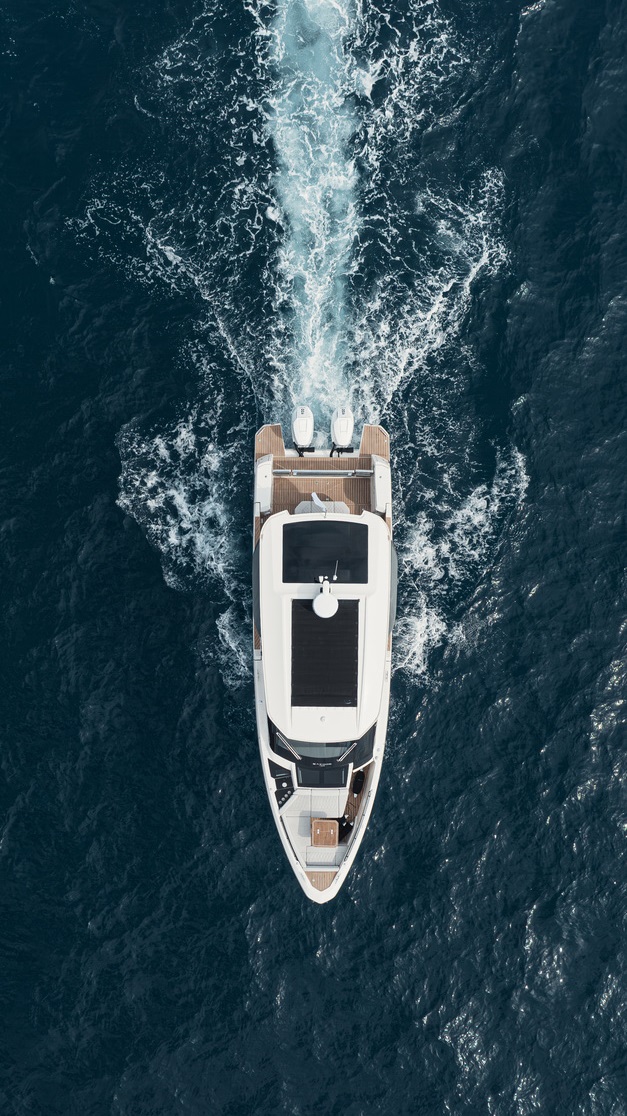 motorboat-porto-heli-monemvasia-nakas-blue